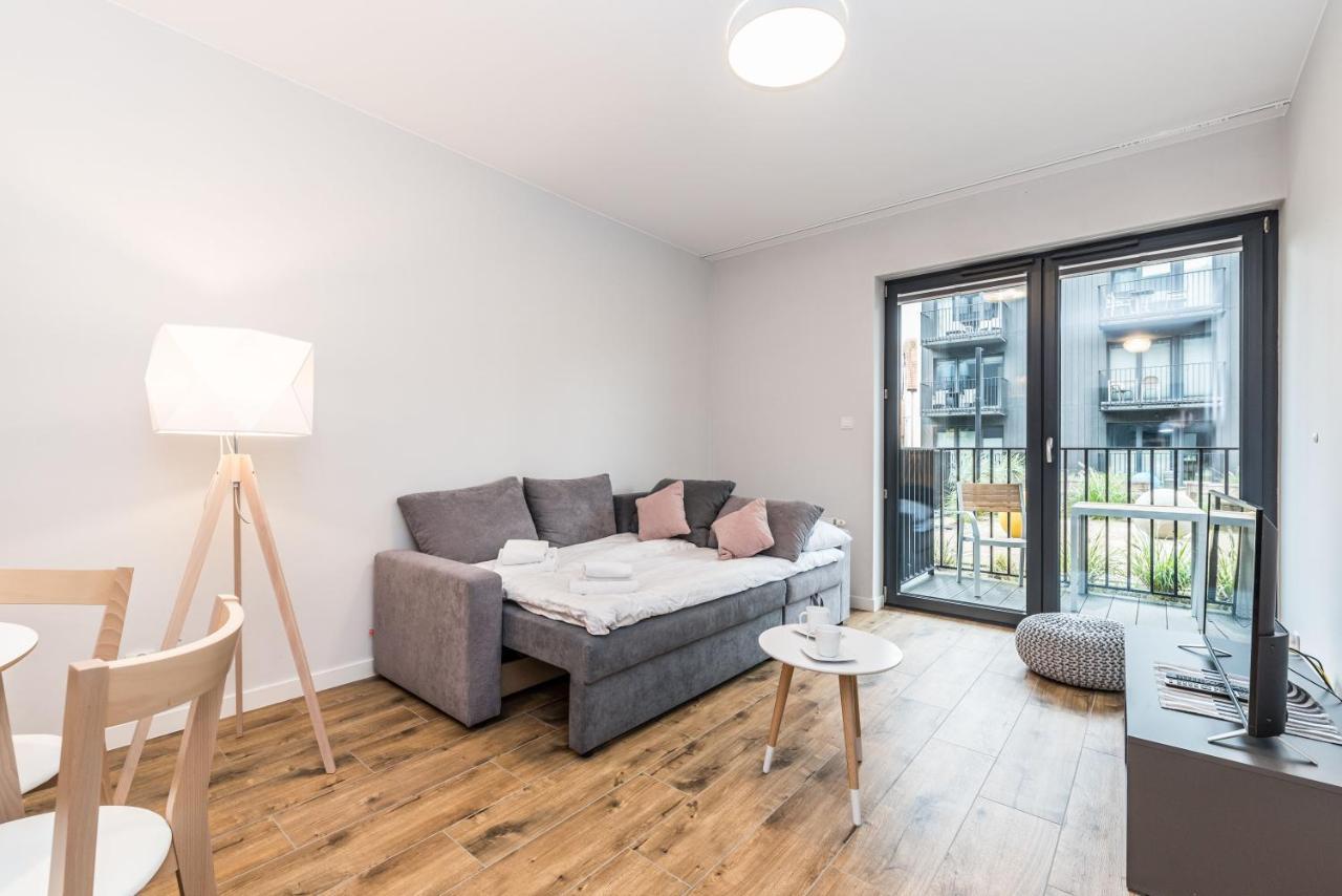 Rent Like Home - Apartamenty Kolo Brzegu & Mini Spa Kołobrzeg Extérieur photo